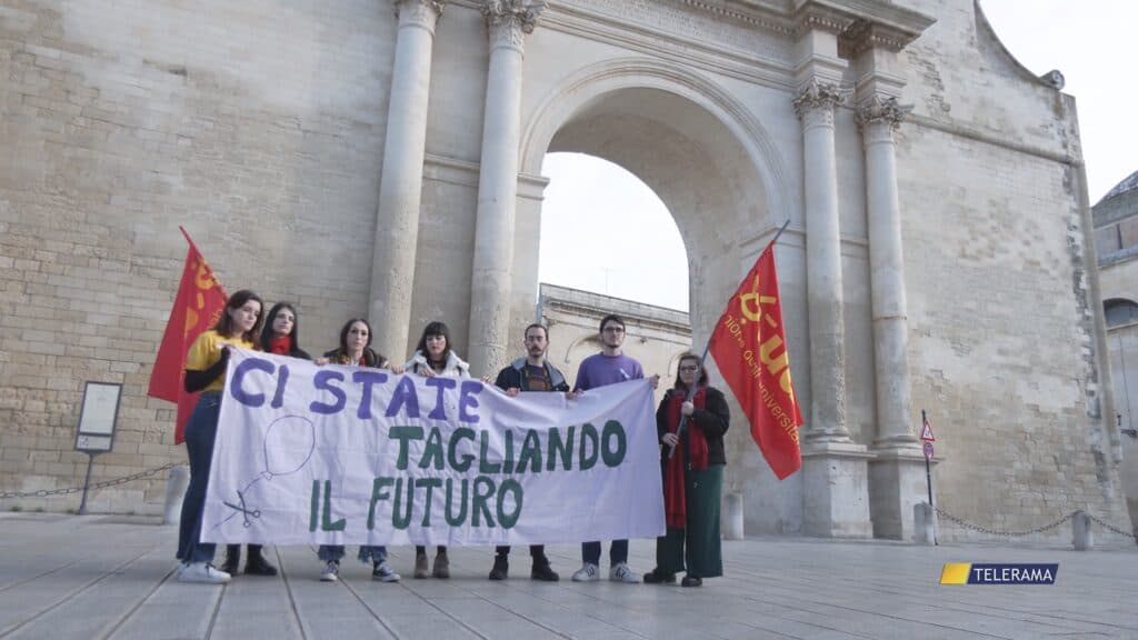 Disturbi alimentari, mobilitazione degli universitari: “Subito i fondi per i DCA”