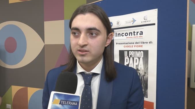 "Il primo Papa" la storia di Cosa Nostra nel romanzo di Gioele Fiore