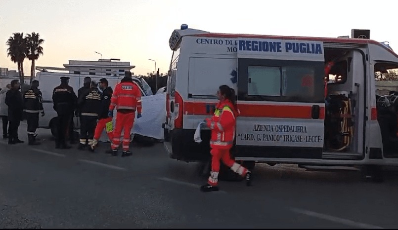 Scontro tra moto e furgone sulla Ss275: muore un giovane di Specchia