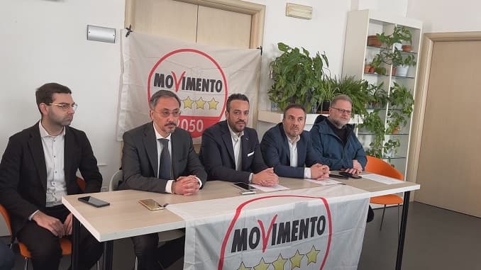 Cinque Stelle, dietrofront sulla corsa in solitaria e ora sostegno a Salvemini