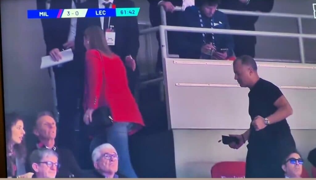 Milan-Lecce: Sticchi Damiani applaude ironicamente Massimi e abbandona la tribuna