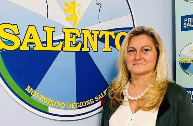 Monteroni, Piazza della Repubblica, De Filippis (Mrs): “Ancora cantierizzata, attendiamo risposta pec del sindaco”