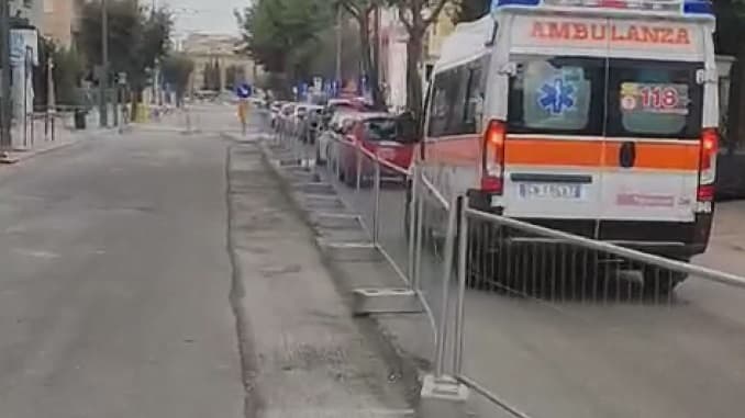 Cantiere viale Marche, lavori a rilento e corsia e corsia sempre più stretta