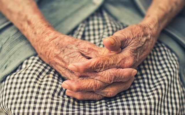 Più vecchia e con meno figli: la Puglia nel rapporto Istat 2023