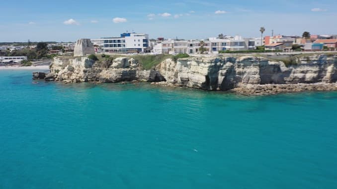Erosione costiera: domani vertice in Provincia. Arco degli Innamorati: un progetto per ricostruirlo