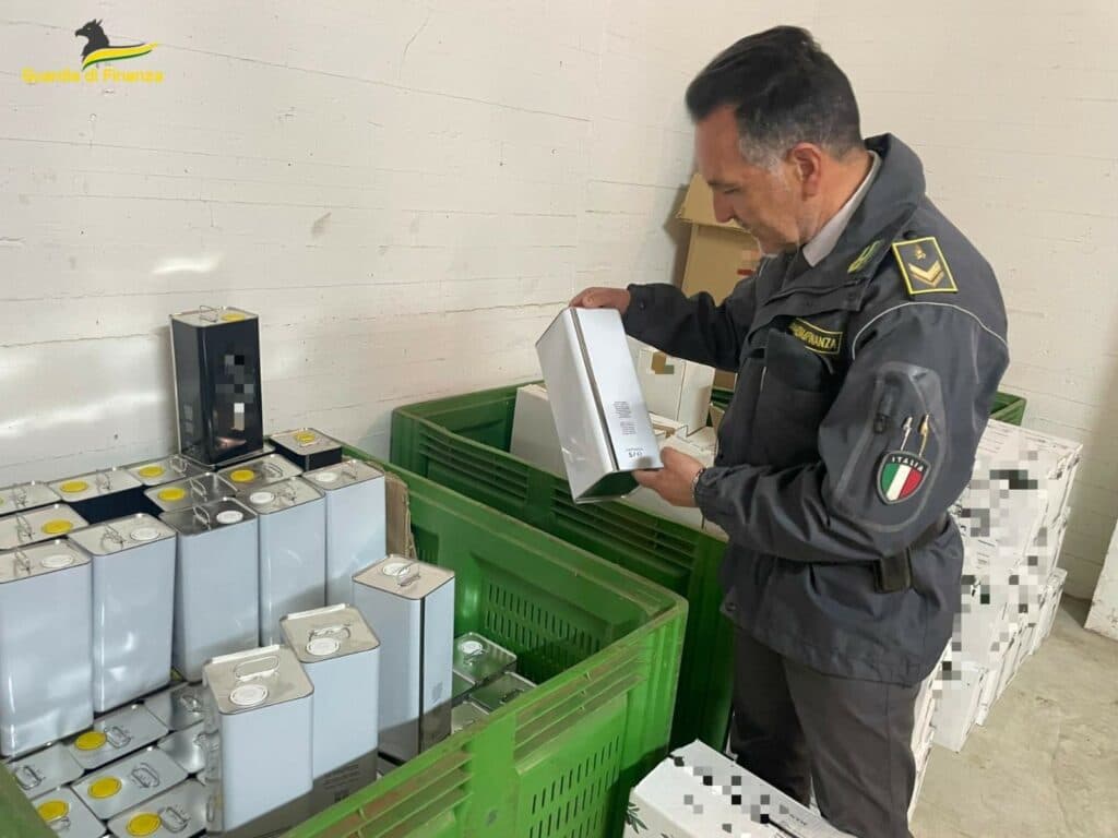 Angurie, carciofi e olio non tracciabili: scatta il sequestro per frode alimentare