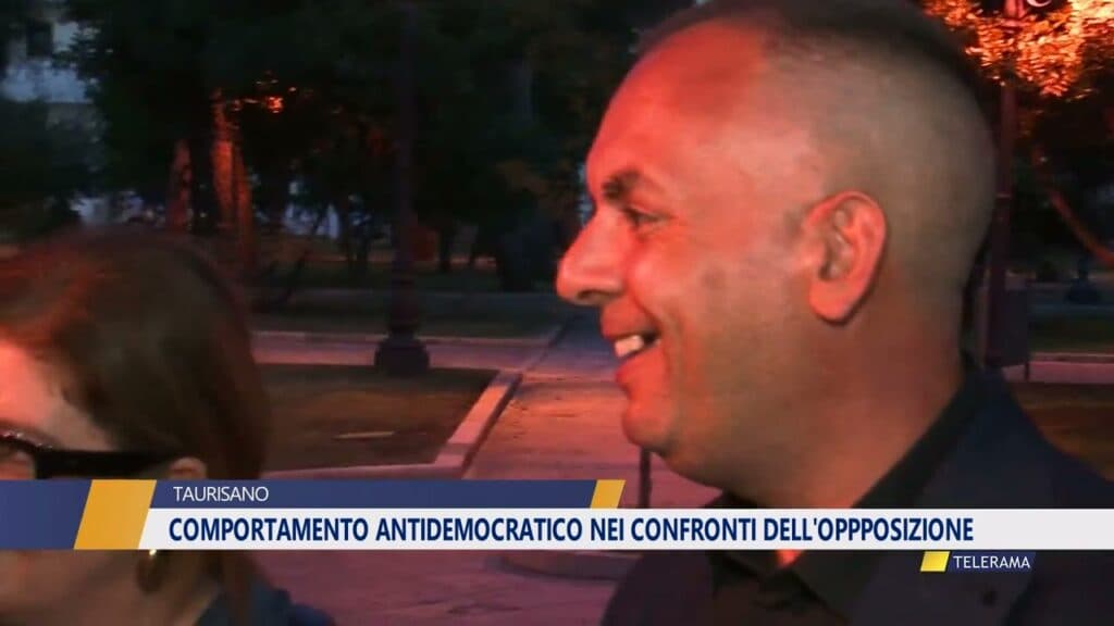 "Comportamento antidemocratico del sindaco", protesta l'opposizione di Taurisano