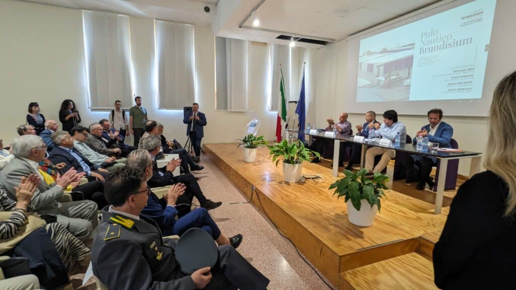 Brindisi, proposto un nuovo investimento nella Nautica