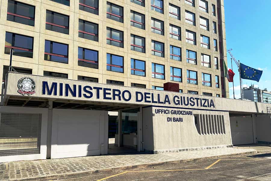 Inchieste Bari, fari puntati su assunzione parenti Cataldo e Pisicchio in Retegas