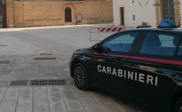 Furti nei bar, in casa e per strada: arrestato  ladro seriale
