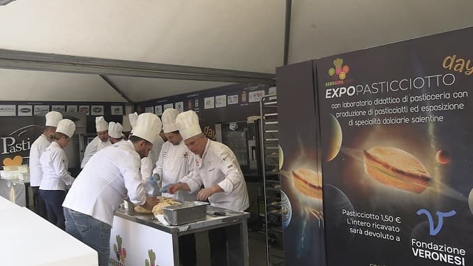 "Expo pasticciotto day" tra dolcezza e solidarietà