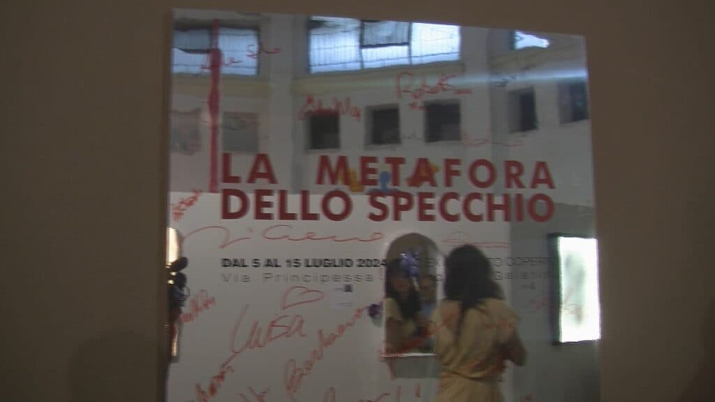 "La metafora dello specchio" in mostra a Galatina