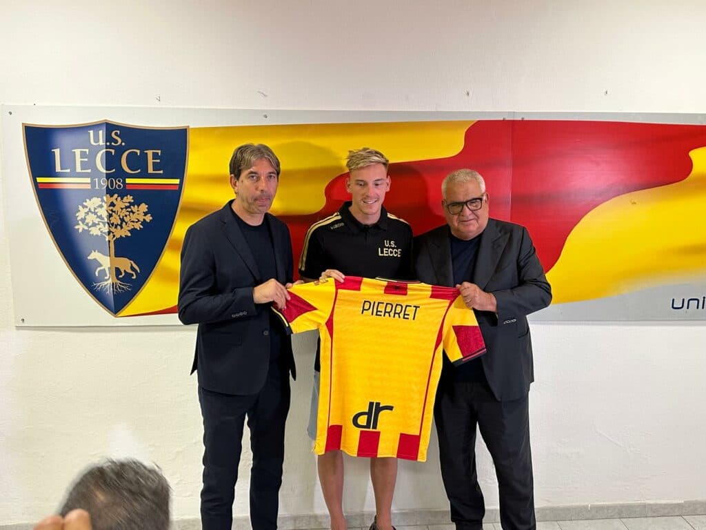 Lecce, Pierret: "Serie A, non vedo l'ora". Il punto di Corvino sul mercato