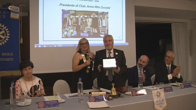 “Passaggio del Martelletto” per il Rotary, De Giovanni nuovo presidente