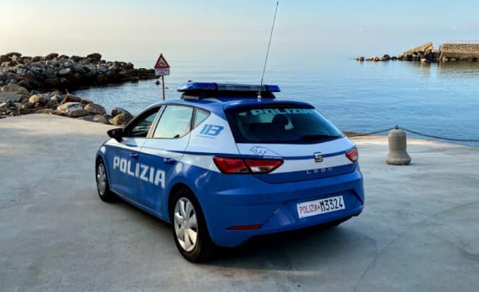 Manduria, controlli congiunti sulla litoranea salentina: sequestrati 5 natanti