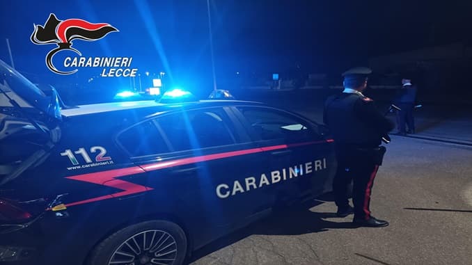 Furto nella notte a Supersano: rubati una porsche e una pistola. Auto già ritrovata