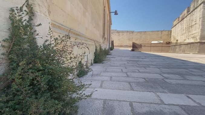 Mura Urbiche, tabelle segnaletiche già deteriorate : la segnalazione a dilloatelerama