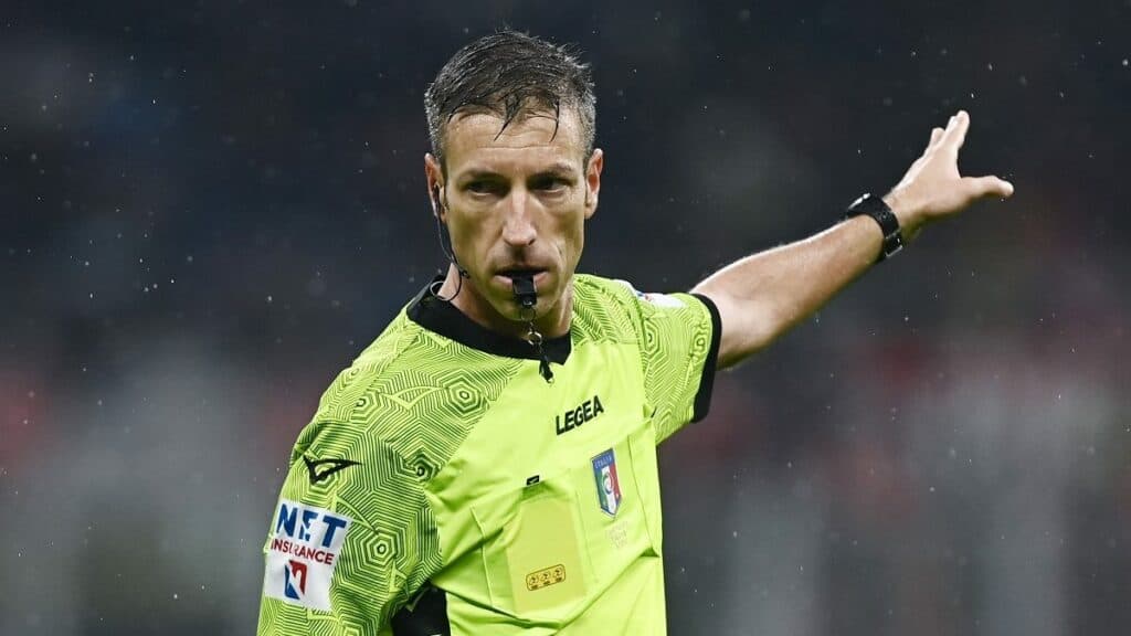 Lecce-Atalanta, cambia l'arbitro. Al "Via del Mare" fischia Massa