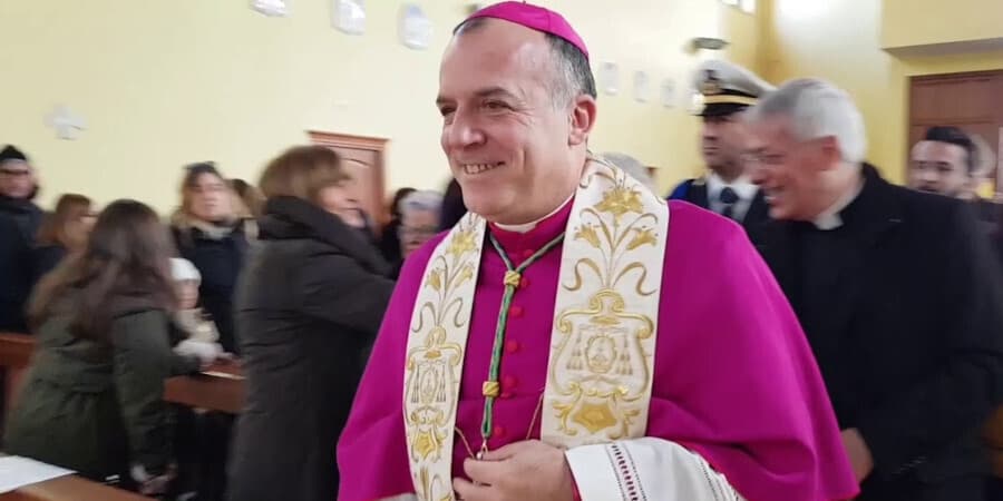 Sei anni dall'ordinazione episcopale, Lecce festeggia l'arcivescovo Panzetta