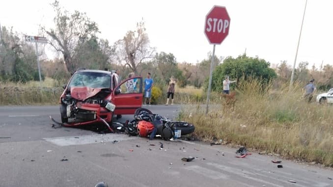 Scontro auto-moto con vittima 25enne, pena ridotta in Appello per l'automobilista