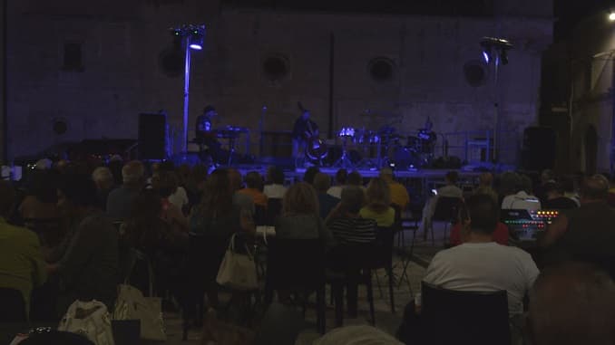 La musica di Tony Esposito ha infiammato «Capraricainjazz»