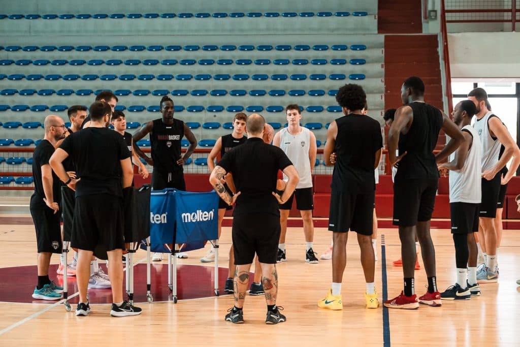 Nardò al Pala Miwa di Benevento: ultima amichevole contro la Virtus Roma