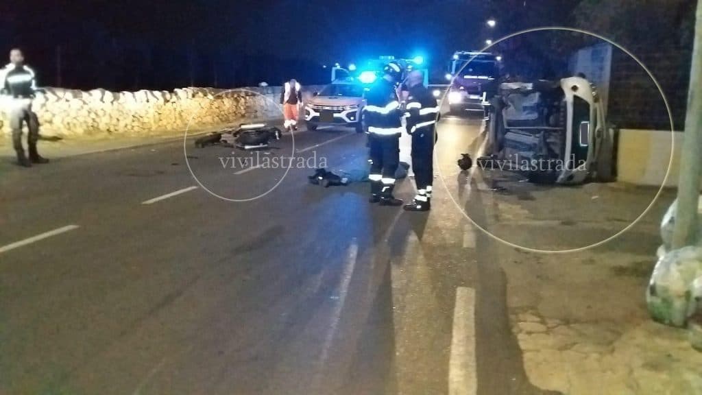 Si schianta contro un'auto, muore un giovane centauro di Polignano