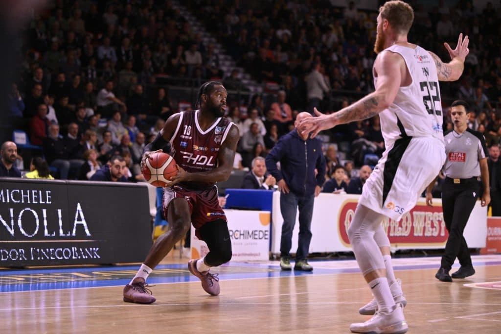 Basket A2, prova imbarazzante di Nardò che perde anche a Udine