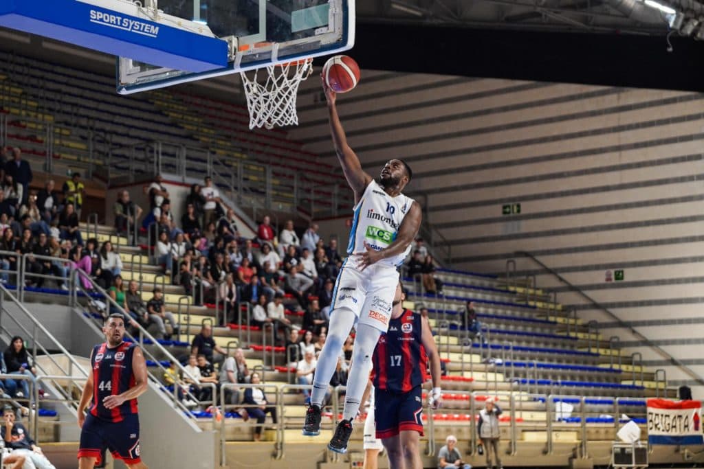 Basket/B, a Taranto la Dinamo Brindisi cala il pokerissimo