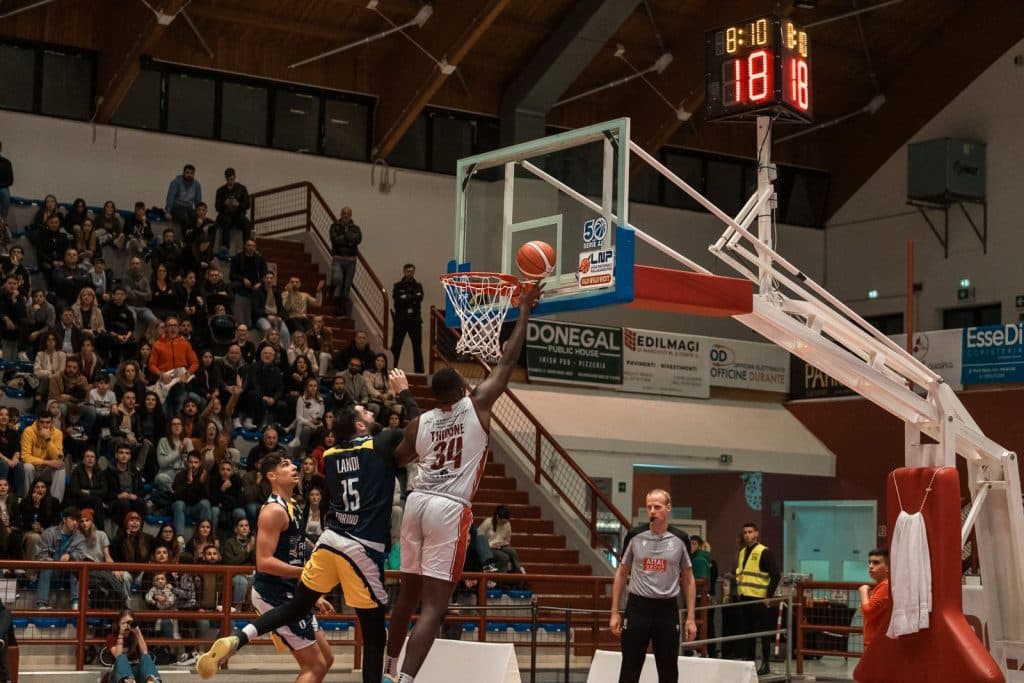 Basket A2, Torino spegne la luce del Pala San Giuseppe: Nardò KO