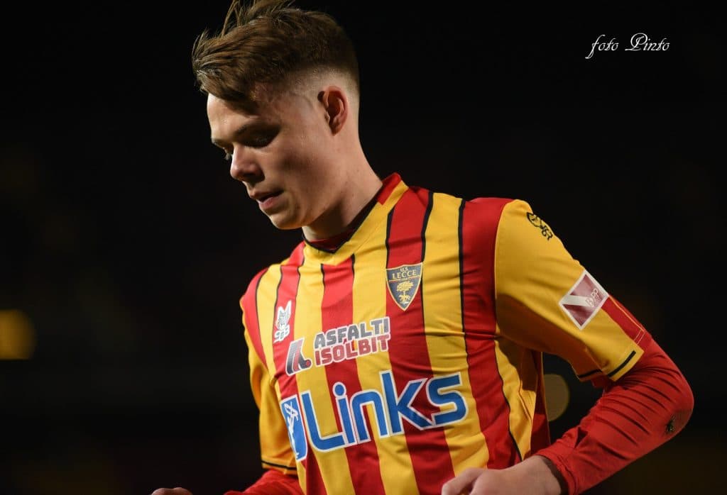 Lecce, Helgason in lista al posto di Banda