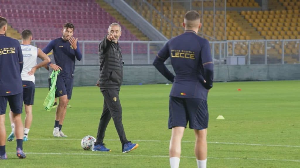 Lecce, seduta al mattino: testa al Venezia