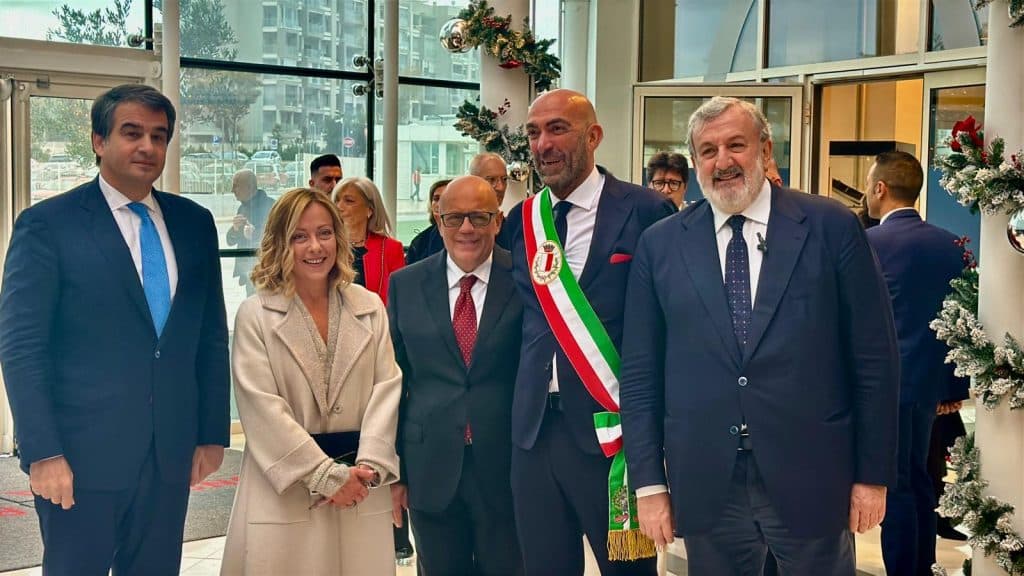 Patto di Coesione, la premier Meloni firma l'accordo: alla Puglia 6,4 miliardi di euro