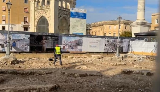 Anfiteatro, vertice Poli-Sovrintendenza