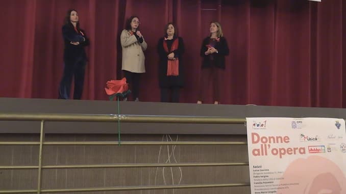Donne all'opera: musica e testimonianze contro la violenza di genere