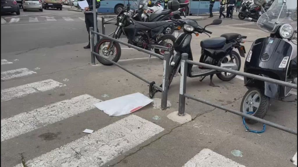 Accusa un malore mentre attraversa la strada: 78enne rianimato e portato in ospedale