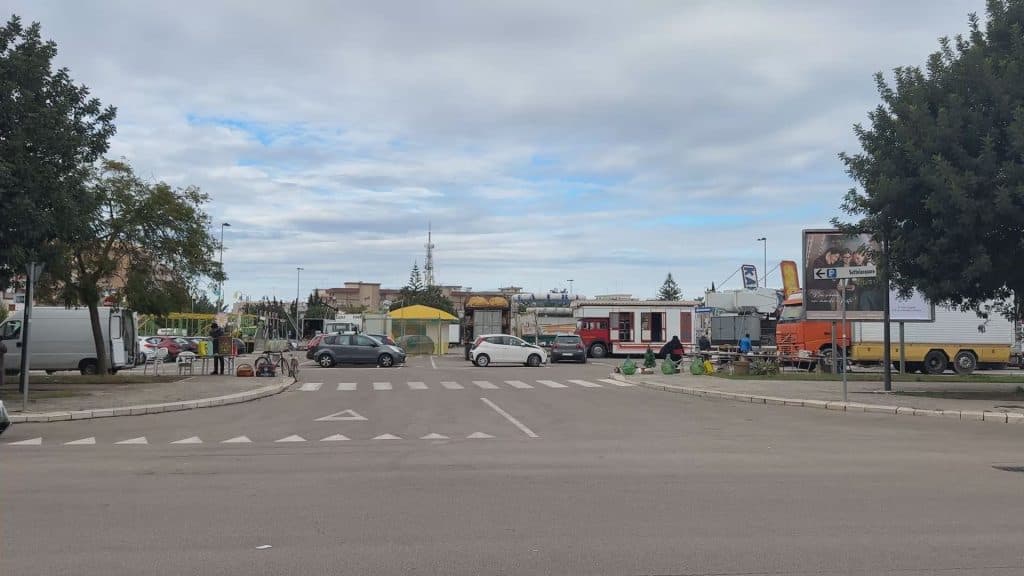 Settelacquare, un luna park al posto dei parcheggi: è polemica