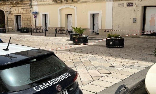 Bombe contro un bar di Presicce-Acquarica: arrestati i presunti autori