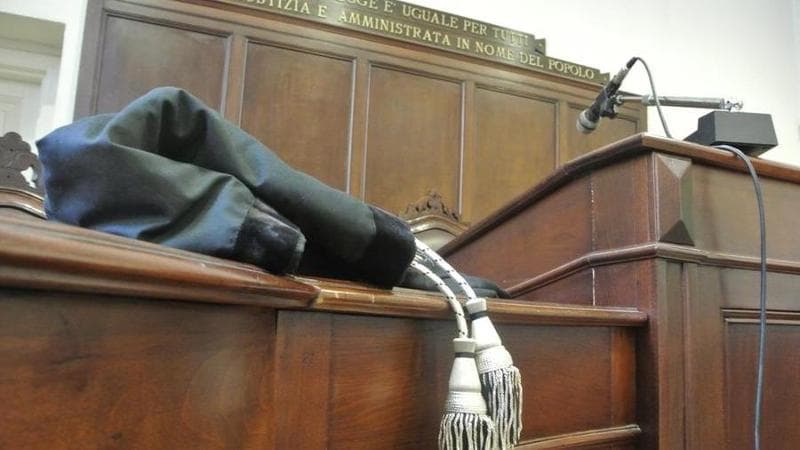Minacciava la convivente per ottenere denaro: a processo 41enne