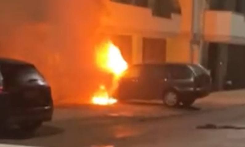 Salento, due auto a fuoco in sette ore: indagini in corso