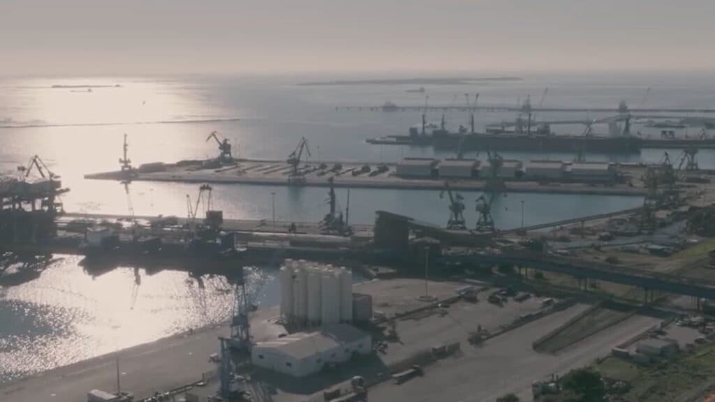 Taranto - Porto: le grandi opportunità e i problemi.