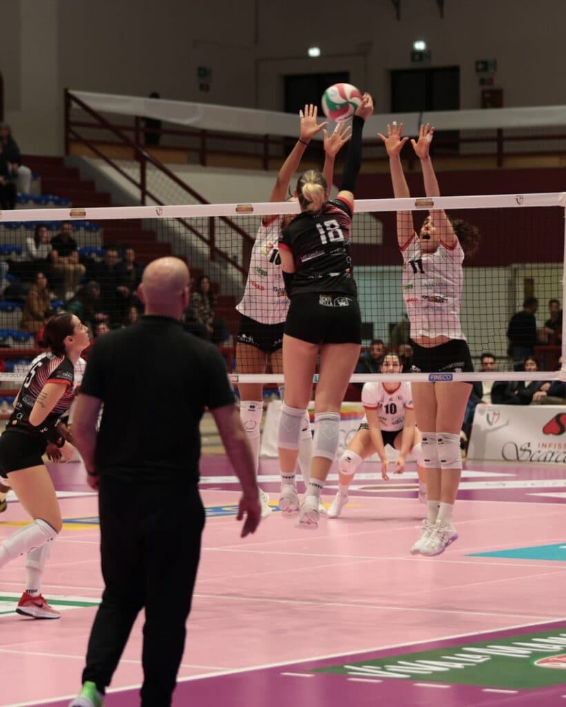 Volley A2, Pool Promozione, Melendugno in campo a Macerata