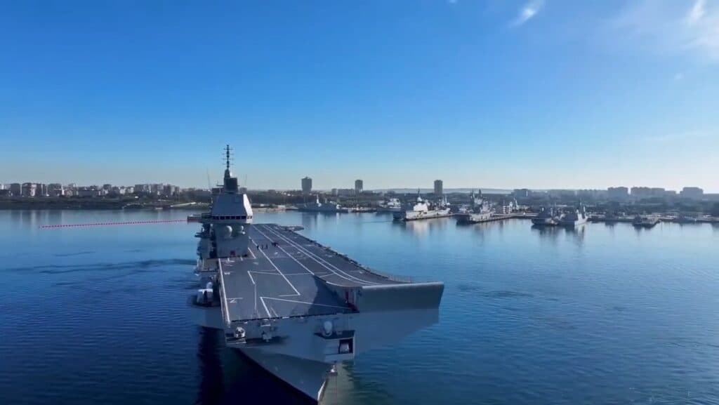 Taranto - Il "Trieste" in addestramento fino a Marzo.