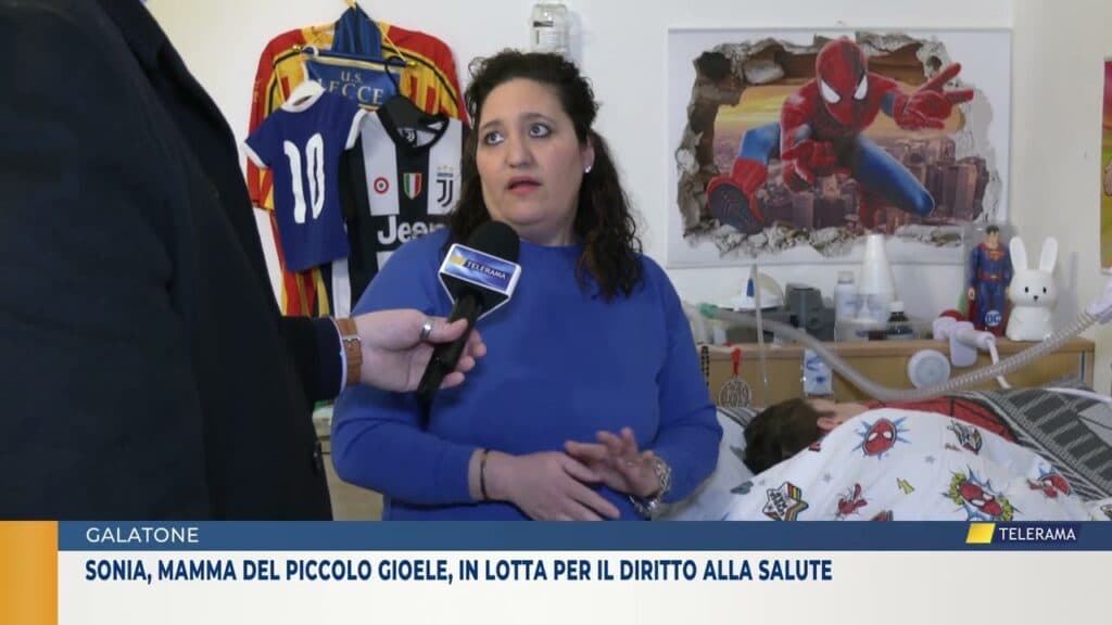 Sonia, mamma del piccolo Gioele, in lotta per il diritto alla salute del proprio bambino