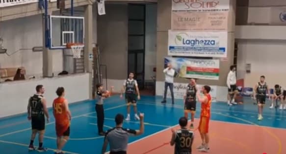 Nuova San Vito e Lupa Lecce: episodi di razzismo e tensione durante il match