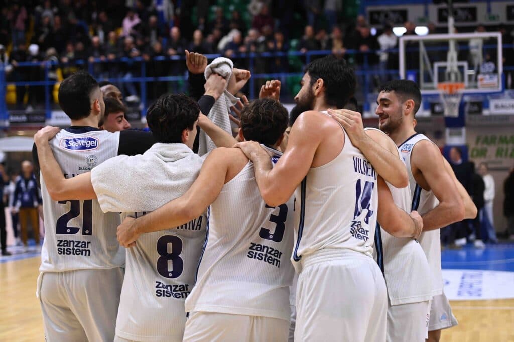 Valtur Brindisi, problemi per Esposito