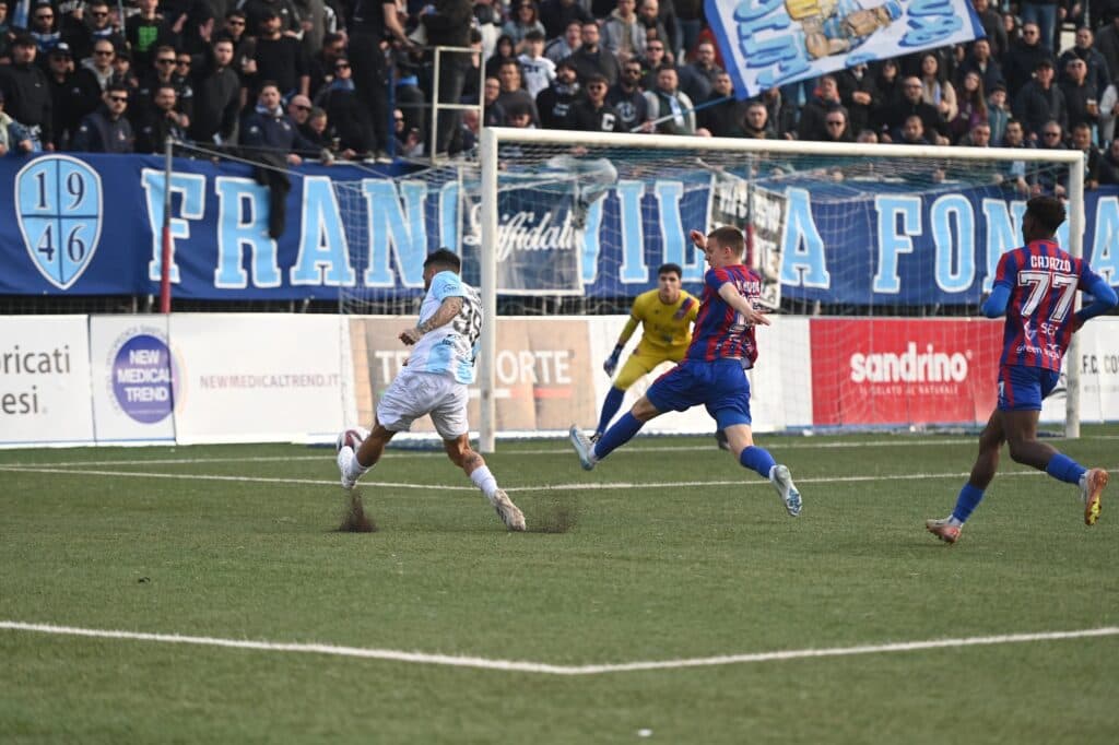 Serie D, domenica il big match tra Casarano e Nocerina