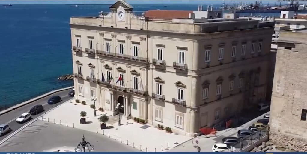 Taranto - Comunali: Il CDX si confronta, oggi assemblea M5S
