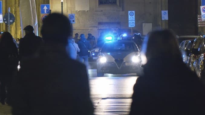 Pestaggio nel cuore della città: dopo il video choc, i cittadini chiedono sicurezza