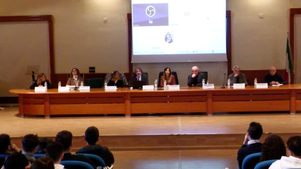 Taranto. Con "Priamo": stop alla povertà educativa e digitale.